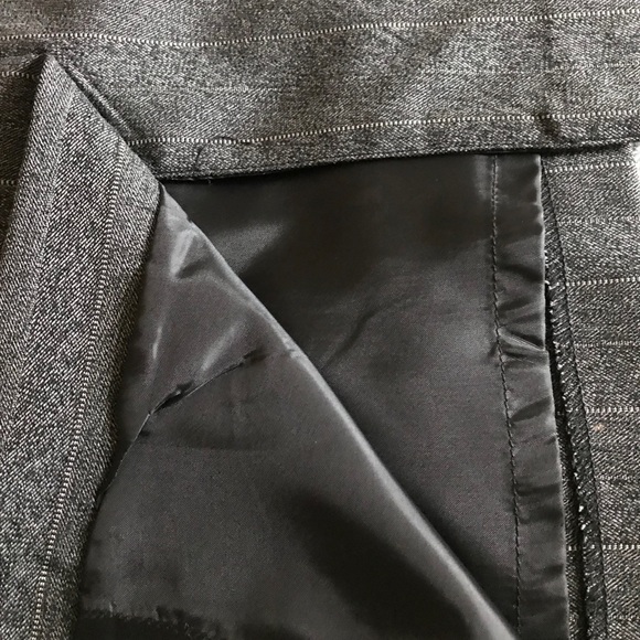 NWOT Straight Style Fully Lined Skirt - Picture 4 of 6
